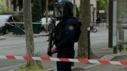 240419135634 paris iranian consulate hp video Video shows police blocking off parts of Paris after armed man enters Iranian consulate