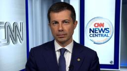 240424090815 pete buttigieg 04 24 hp video Flight canceled? Buttigieg explains how you can get a cash refund without having to ask