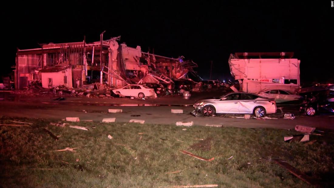 At least 18 dead as severe weather sweeps across central US CNN.com – RSS Channel